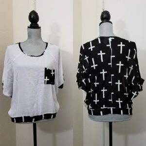 Boa sheer front dolman sleeve blouse Med NWT